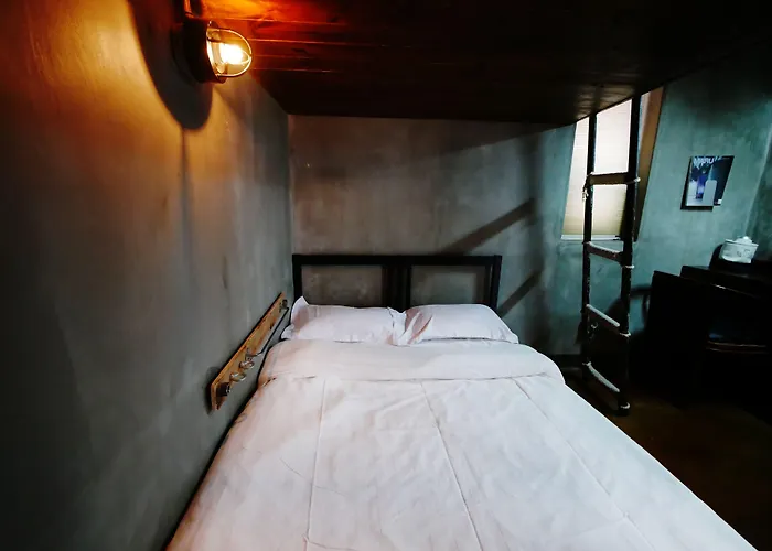 招待所 双双旅馆 2*
